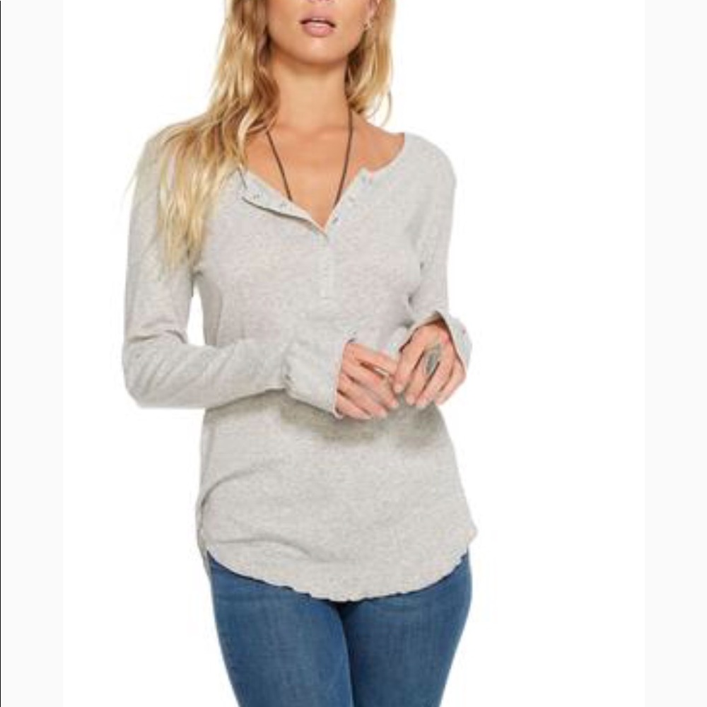 Chaser Ruffle Cuff Grey Henley • Medium